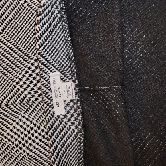 Plaid Skirt - Picture 2 of 2